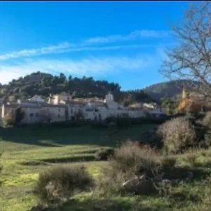 https://le-vieux-presbytere.fr-provencehotel.com